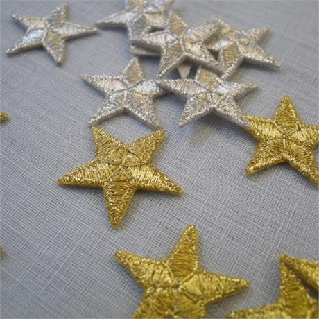 Small Metallic Fusble Star Motif 30mm Image 1