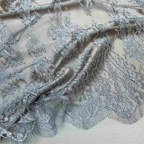 French Metallic Chantilly Galloon Image 1