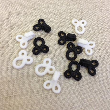 Plastic Hook and Eyes Image 1