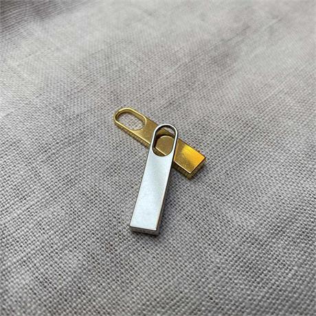 Lampo Zip Puller Image 1