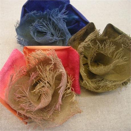 Linen/Velvet Scarecrow Flower 11cm Image 1