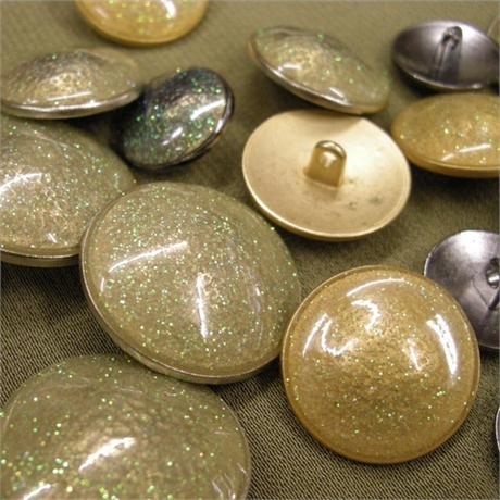 28mm Glitter Enamelled Button Image 1