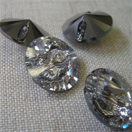 Crystal Button 16mm Image 1