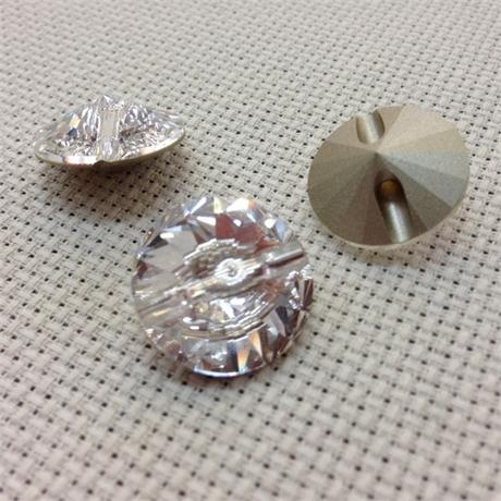 Crystal Button 18mm Image 1