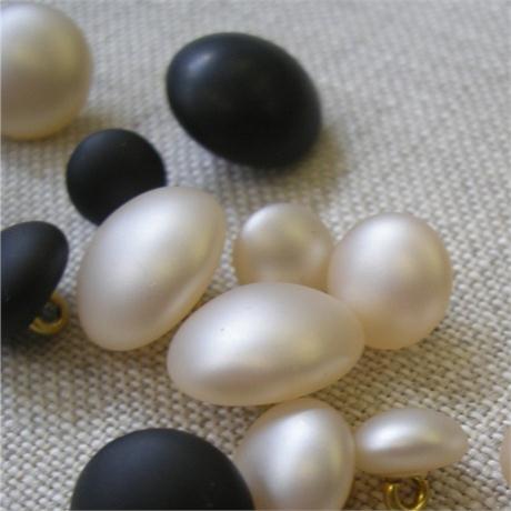 Round Satin Button 10mm Image 1