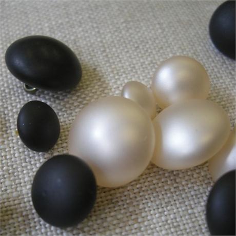 Round Satin Button 12mm Image 1