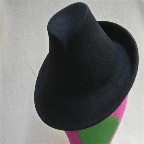 Slanted Felt Base Image 1