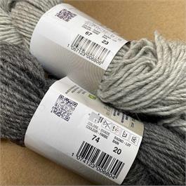 Adriafil Llama Chunky Thumbnail Image 3