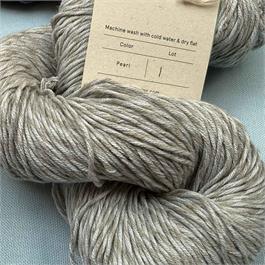 Urth Yarns Etesia - 100g = 250m Thumbnail Image 1