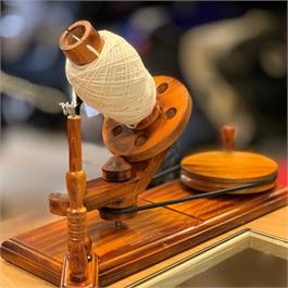 Scheepjies Ball Winder with Table Clamp Thumbnail Image 0