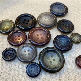 4-Hole Coat Button Thumbnail Image 0
