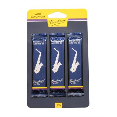 Vandoren Traditional alto sax reed (3-pack) thumbnail