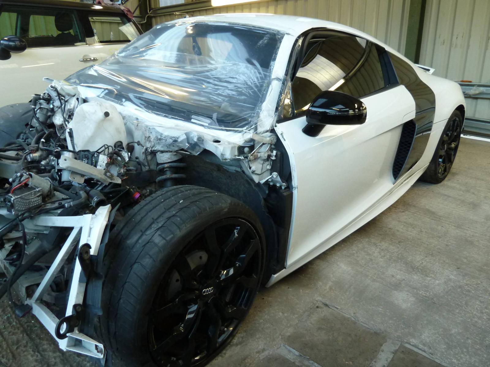 Image for a AUDI R8 2012 2 Door Coupe