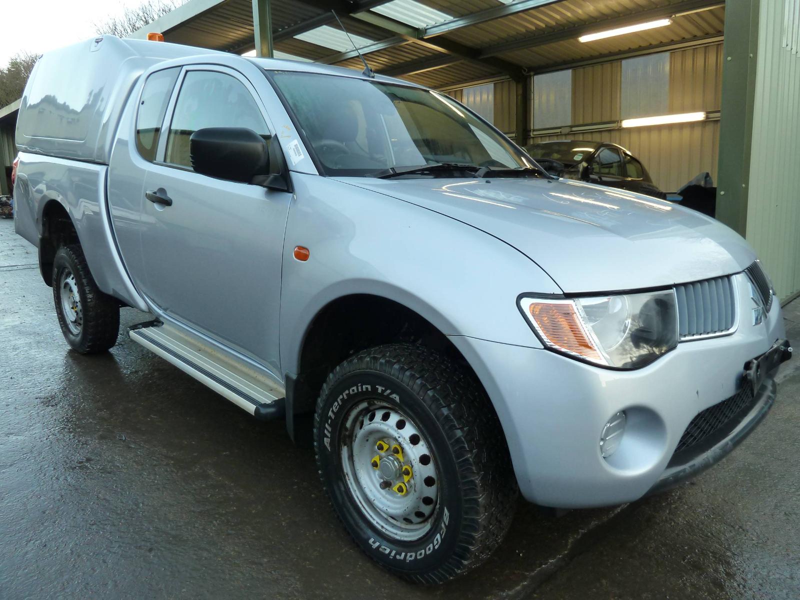 Mitsubishi l200 2008 года