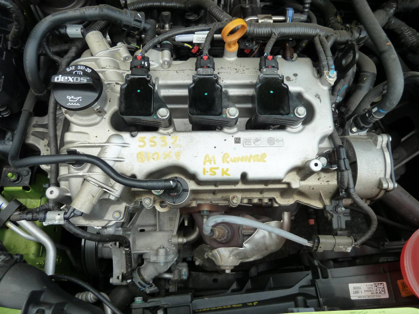 VAUXHALL VIVA 2016 5 Door Hatchback