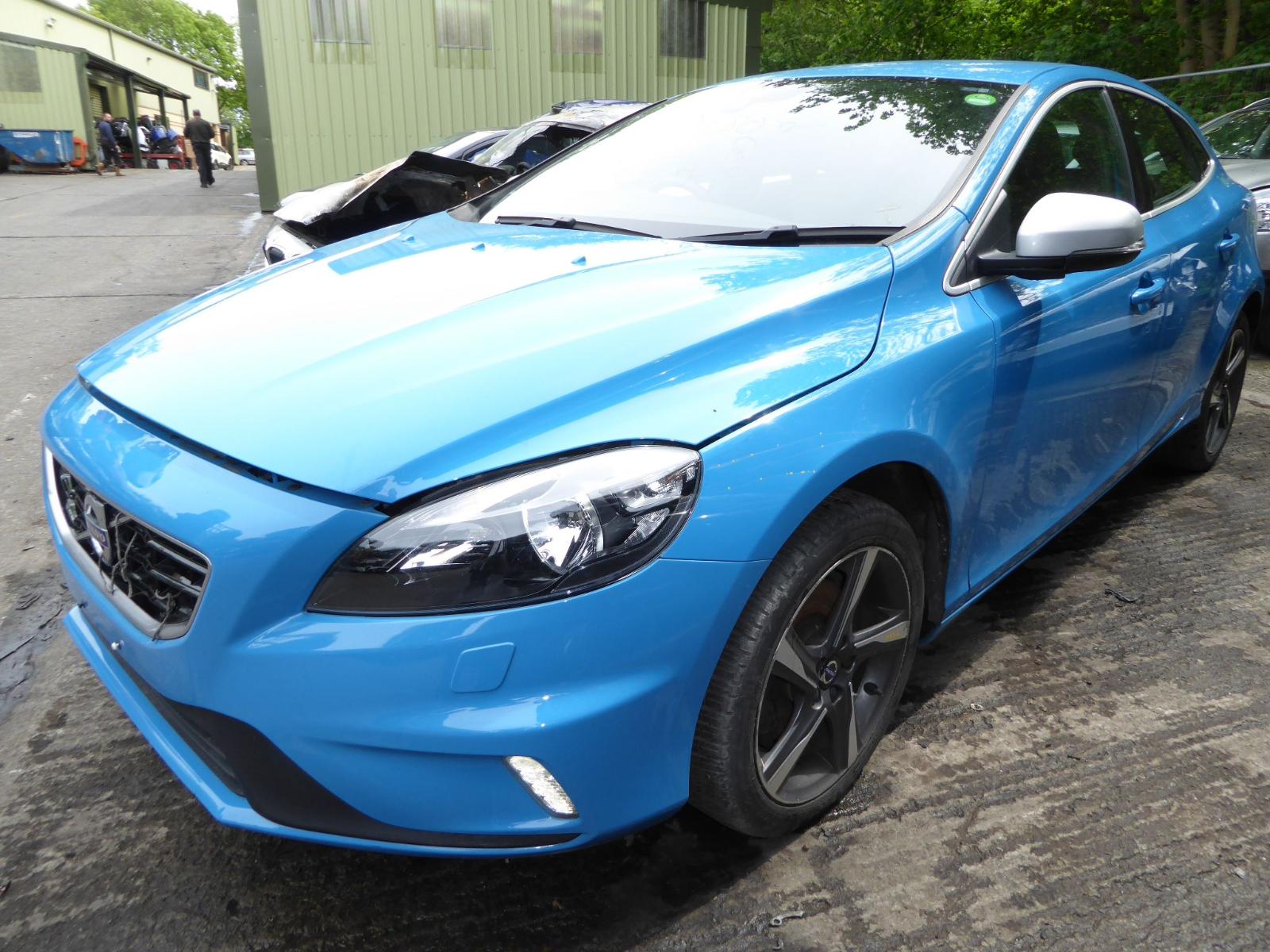 Image for a VOLVO V40 2016 5 Door Hatchback