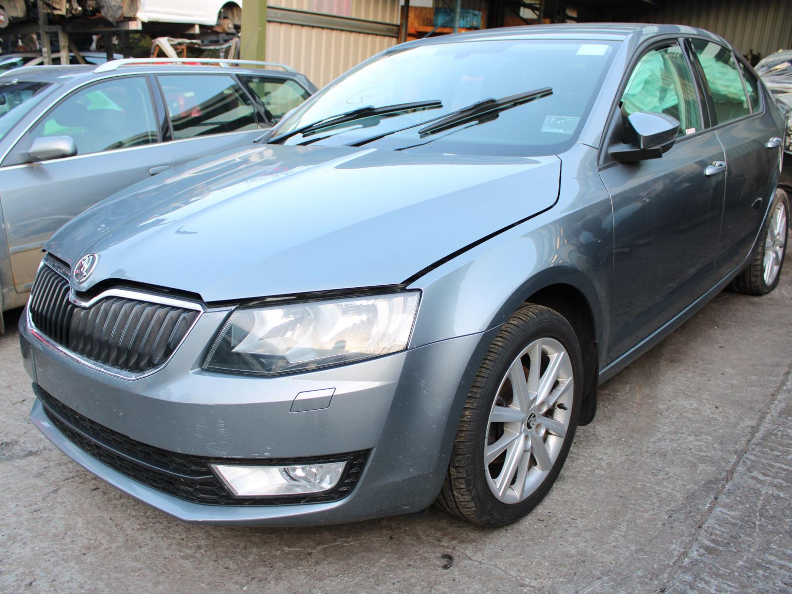 Image for a SKODA OCTAVIA 2013 5 Door Hatchback