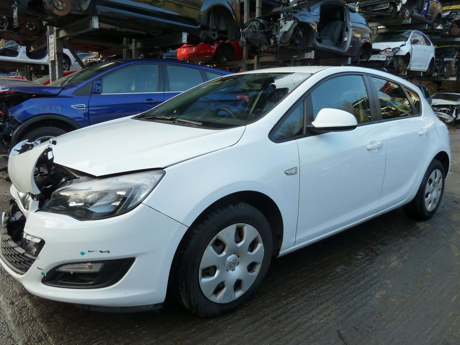 Image for a VAUXHALL ASTRA 2013 5 Door Hatchback