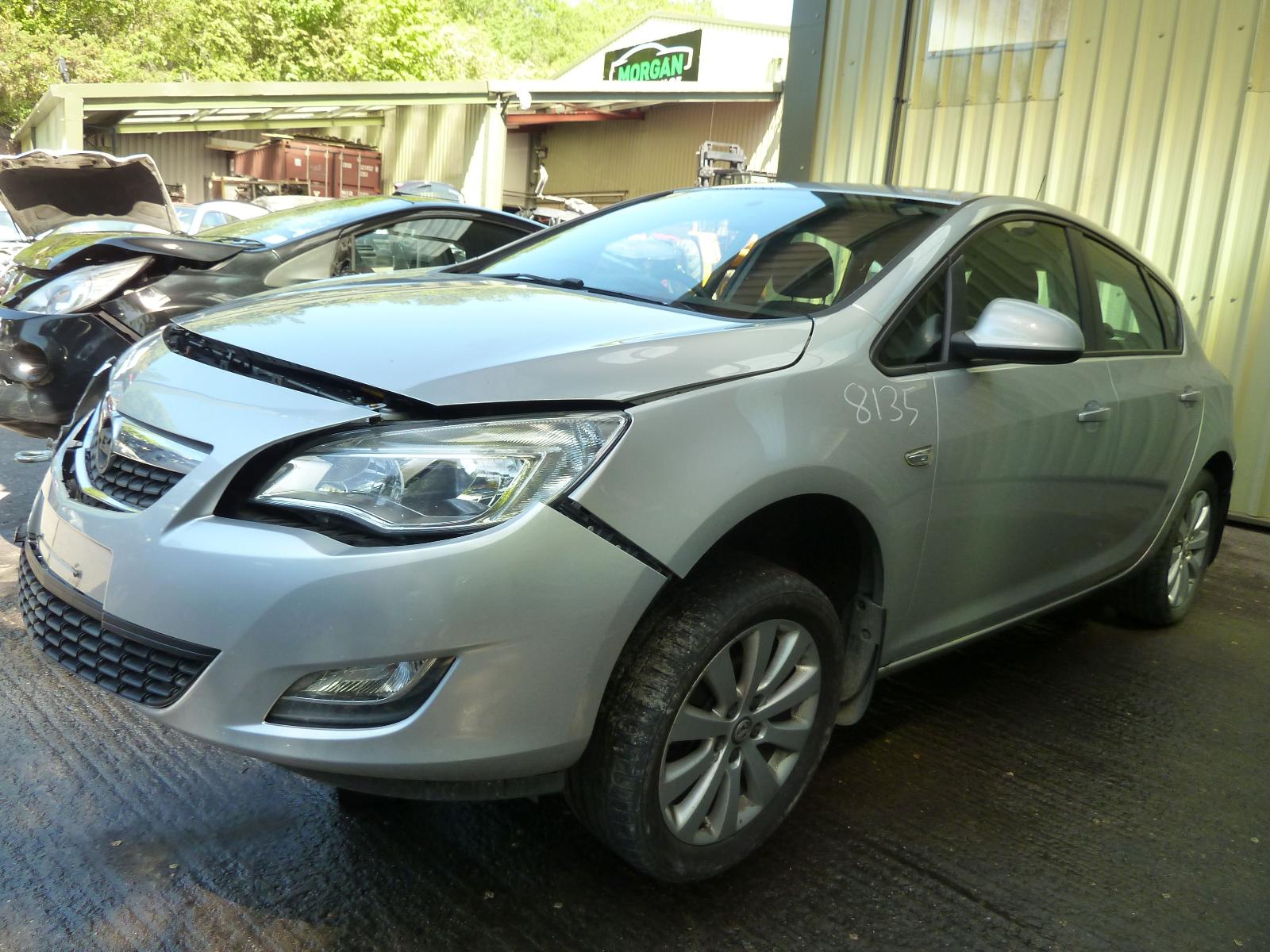 Image for a VAUXHALL ASTRA 2010 5 Door Hatchback