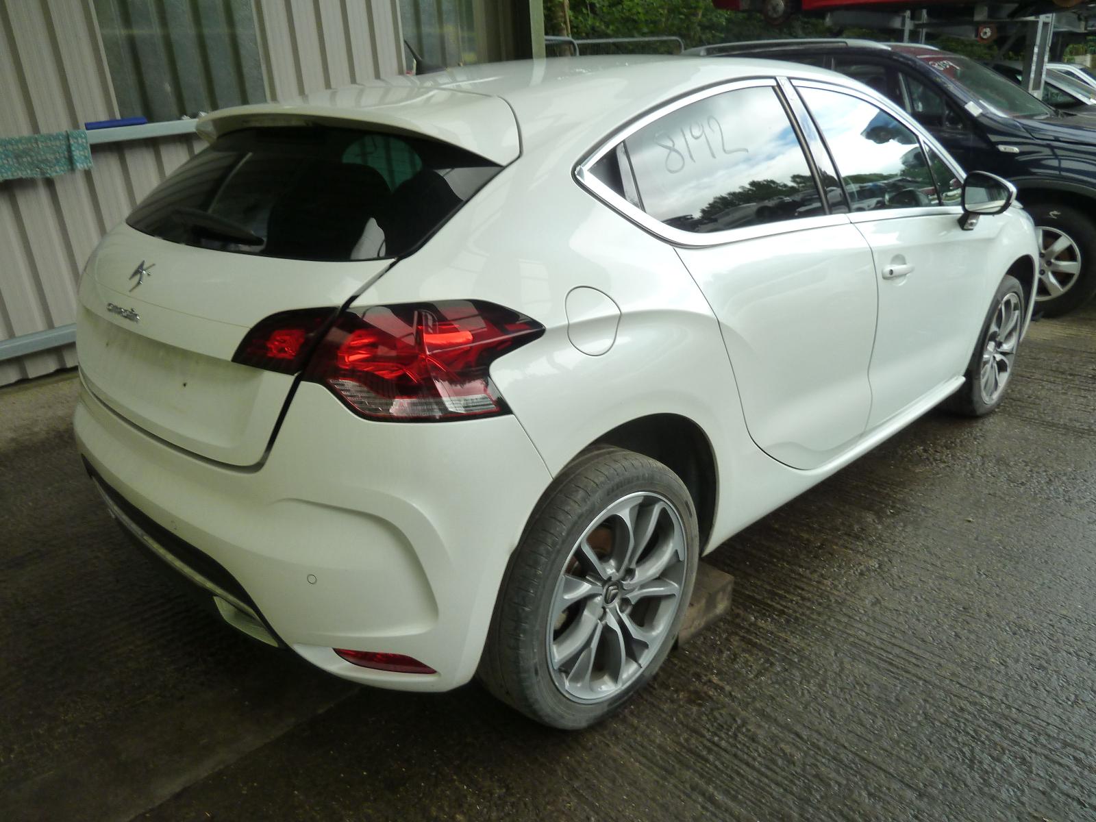 Image for a CITROEN DS4 2014 5 Door Hatchback