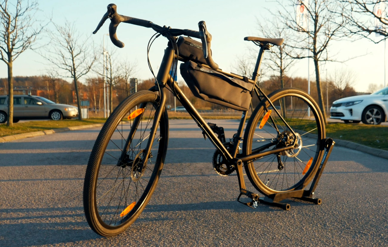 En gravelbike utanför Sportson. Den passar bra att pendla med.