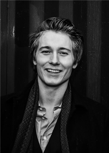 Simon Høj Søndergaard