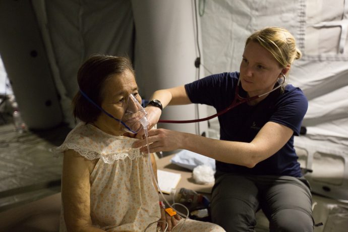 Samaritan’s Purse personnel are busy caring for patients at our emergency field hospital in Chone.