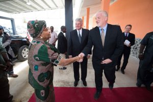 Kendall Kauffeldt, Samaritan's Purse Liberia Country Director, greets Liberia's President Ellen Johnson Sirleaf.