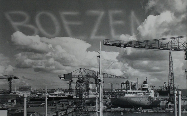 Marinus Boezem, Signing the Sky above the port of Amsterdam by an Aeroplane, 1969, courtesy the artist.