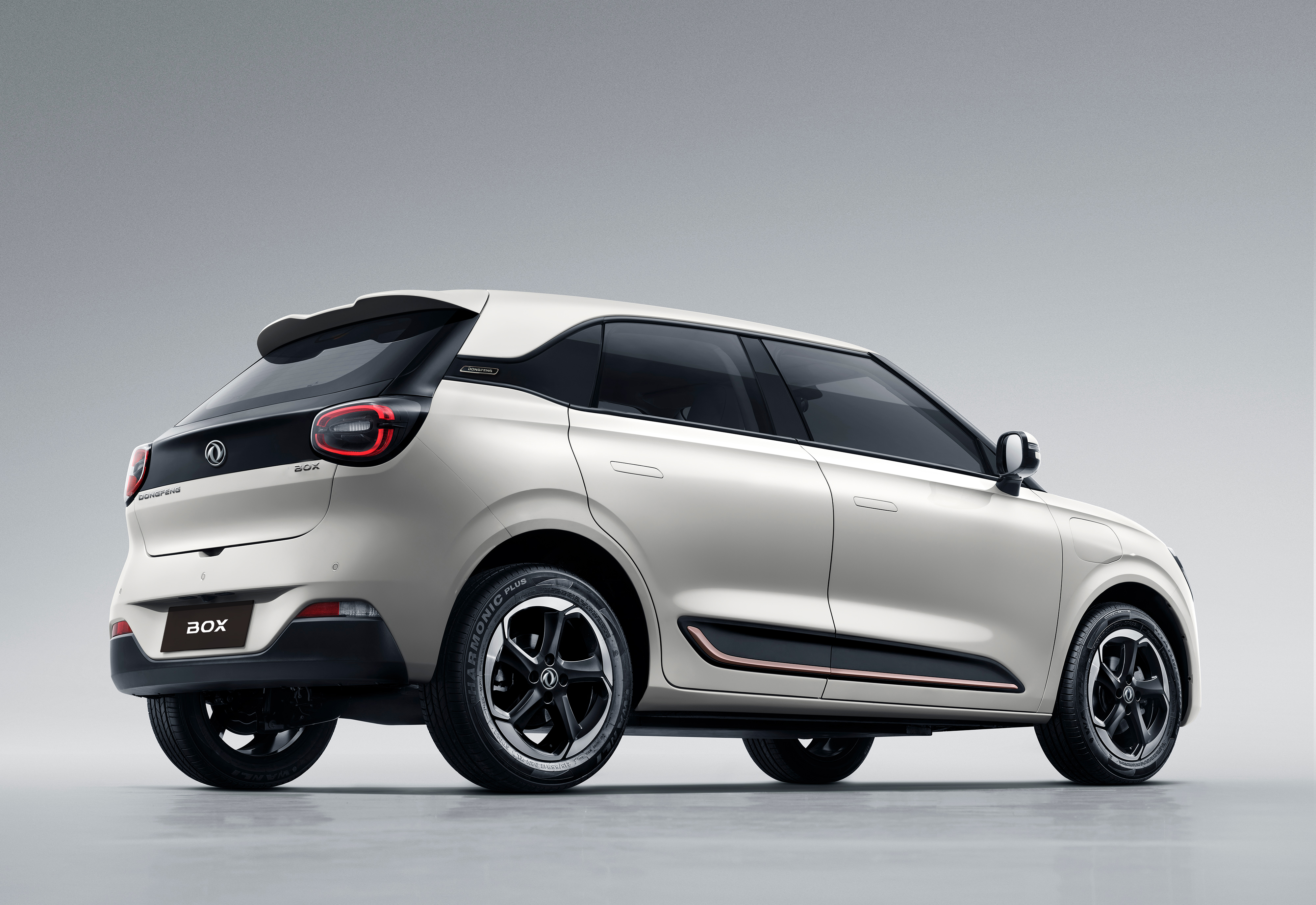 Elegante linjer på BOX