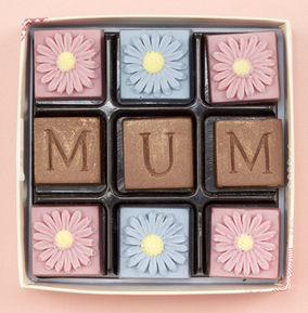 Choc On Choc Npp White Chocolate Mum & Flowers