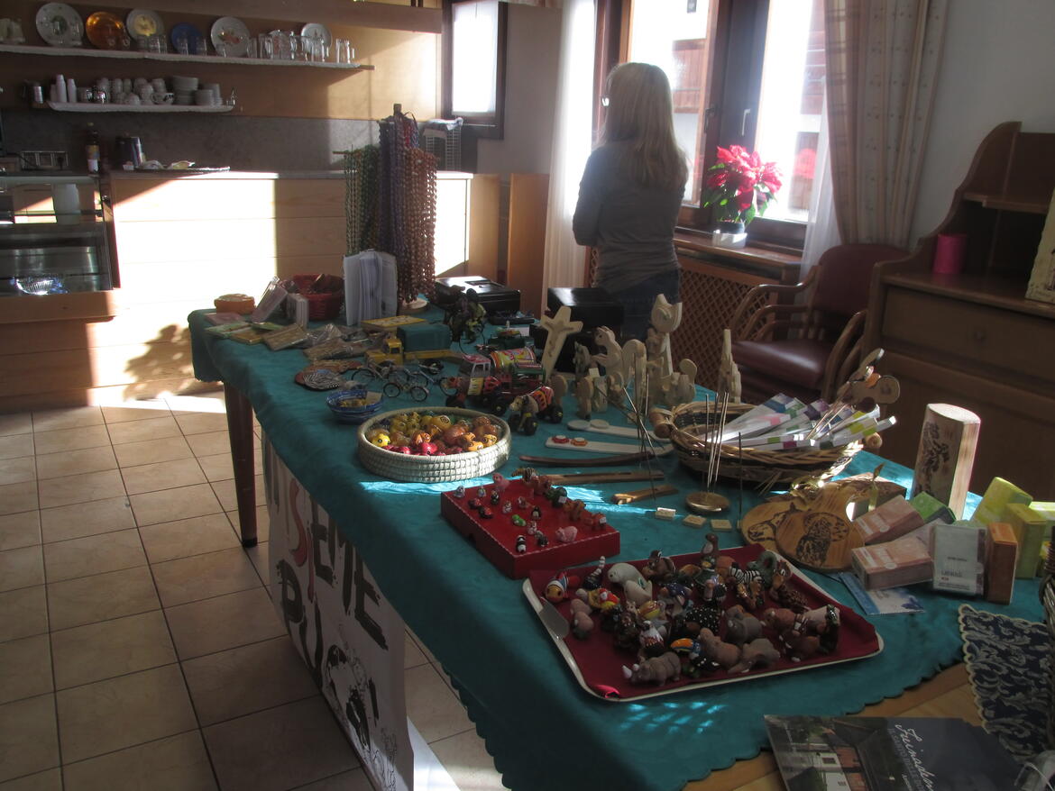 Immagine: Mercatino "Insieme si può" Cortina
