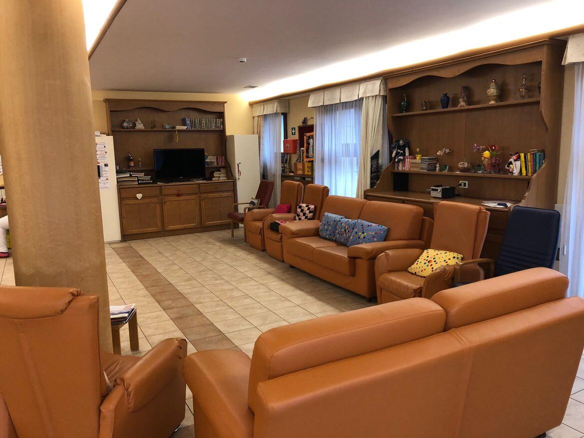 Immagine: Sala-Centro-Diurno-TV_imagefullwide