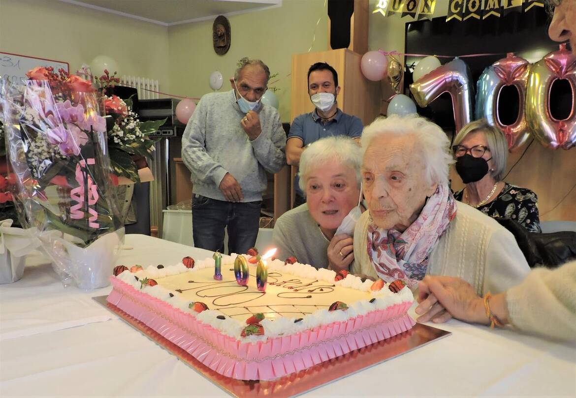 Immagine: Abbiamo festeggiato i 100 anni della signora Bruna