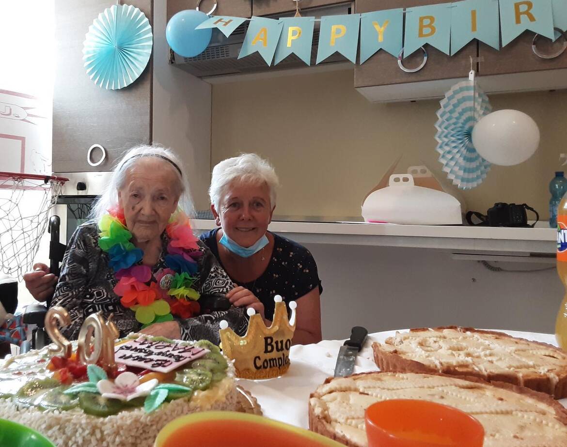 Immagine: Festeggiato i 102 anni di Maria