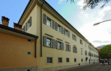 Centro Diurno Anziani Tacchi - Via Vannetti
