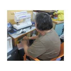 Immagine: Laboratorio cucito