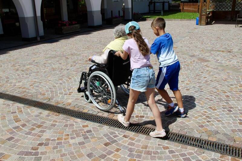 Immagine: Passeggiate in piacevole compagnia