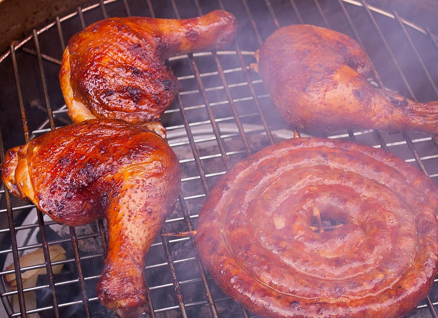 Old Smokey® grill és BBQsütők BBQ Expedition Füstön sütés lassú tűzön