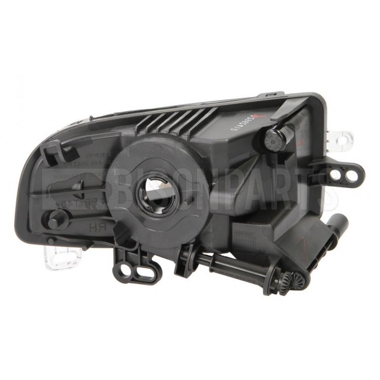 FOG LAMP PASSENGER SIDE LH (NON POINTED CORNERS)