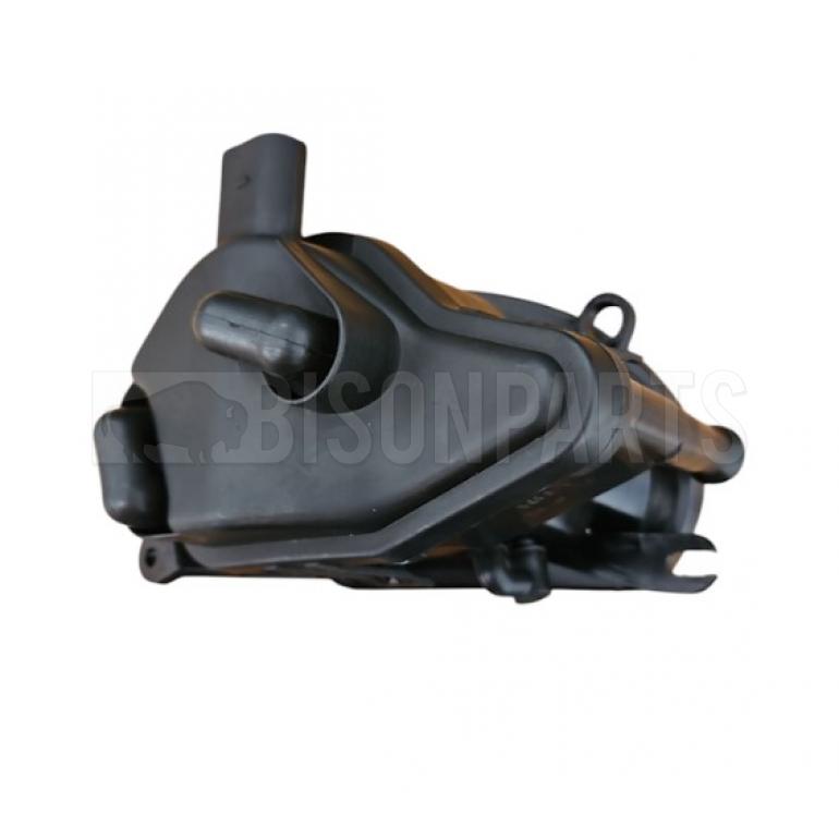 FRONT FOG LAMP COMPLETE WITH BULBHOLDER AND BULB DRIVER SIDE RH