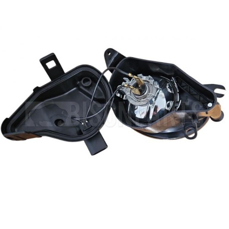 FRONT FOG LAMP COMPLETE WITH BULBHOLDER AND BULB PASSENGER SIDE LH