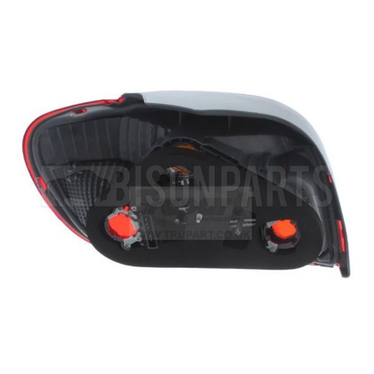 REAR LAMP DRIVER SIDE RH