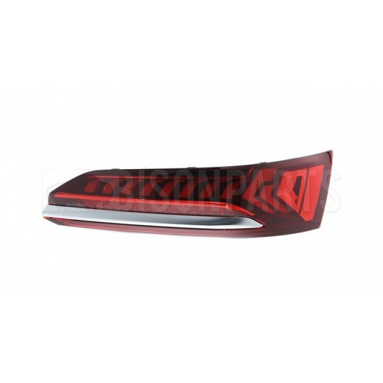 REAR LAMP DRIVERS SIDE RH