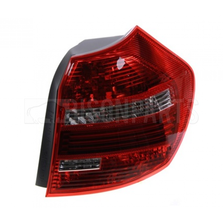 REAR LAMP DRIVERS SIDE RH
