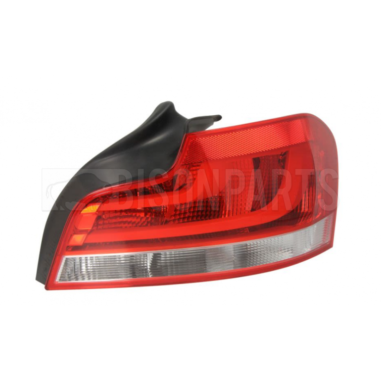 REAR LAMP DRIVERS SIDE RH