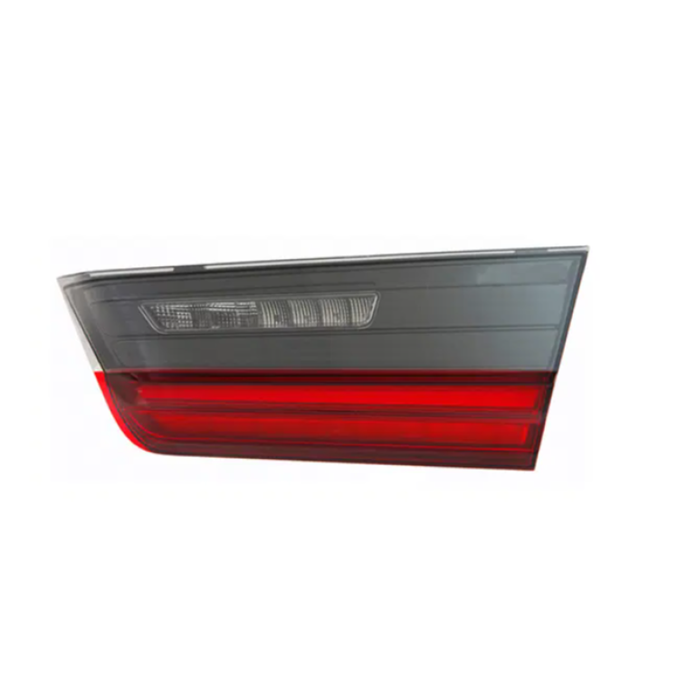 REAR LAMP DRIVERS SIDE RH