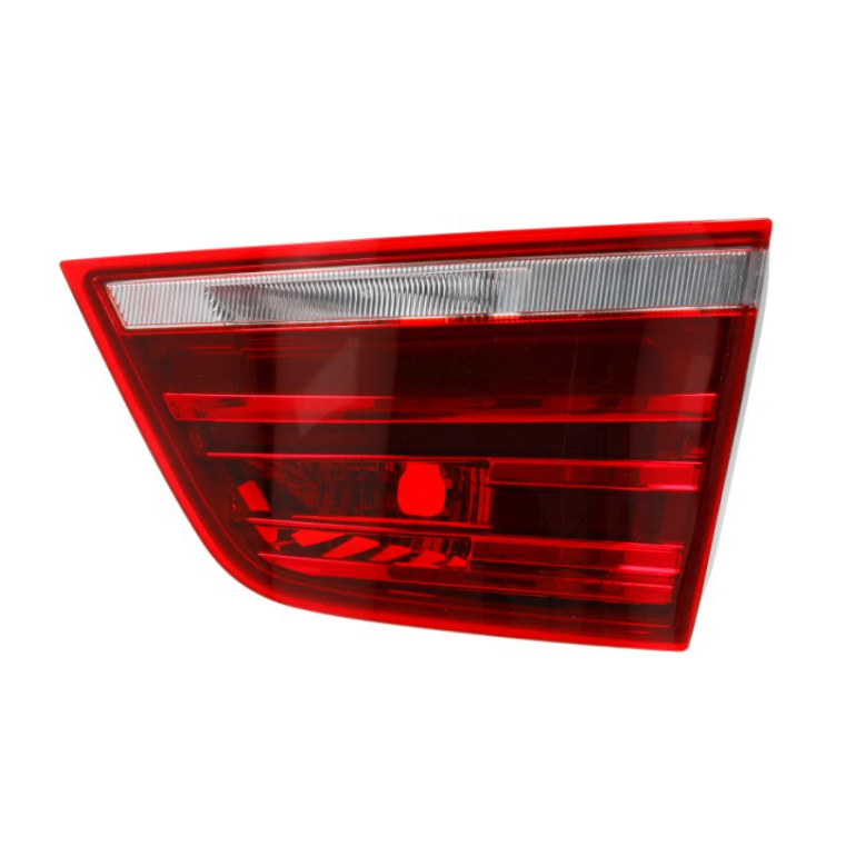 REAR LAMP DRIVERS SIDE RH