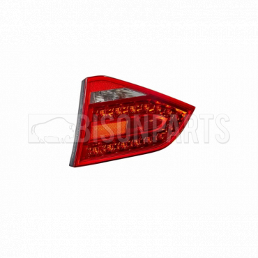 REAR LAMP DRIVERS SIDE RH