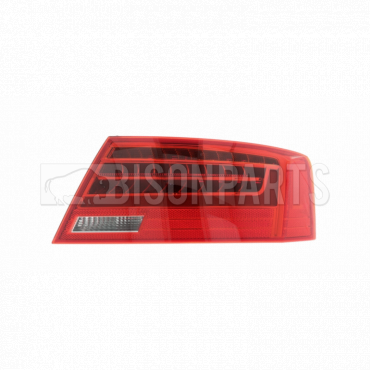 REAR LAMP DRIVERS SIDE RH